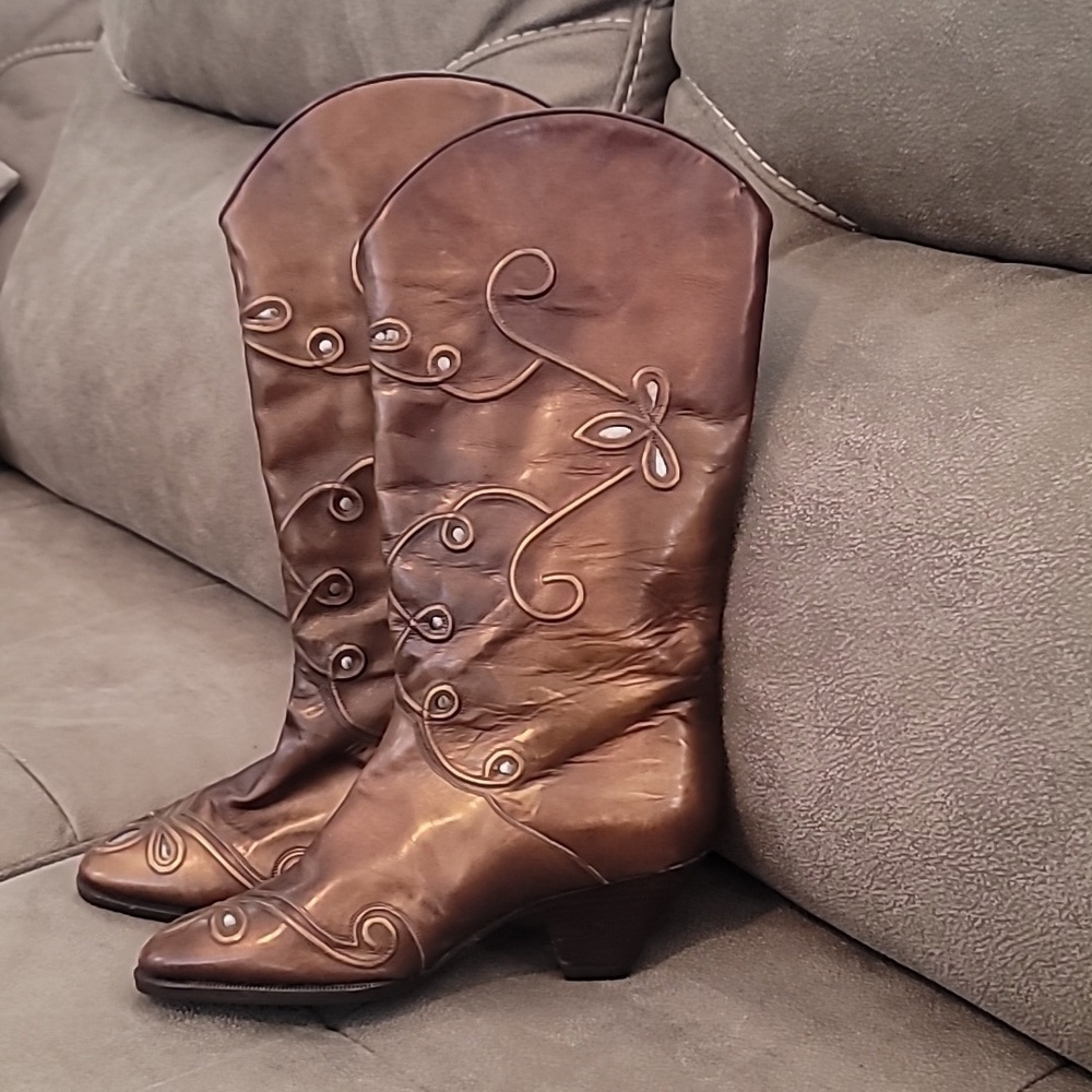 Italian Leather Brown Gold Embroidered Western Boots Nwot Sz 5 1/2.